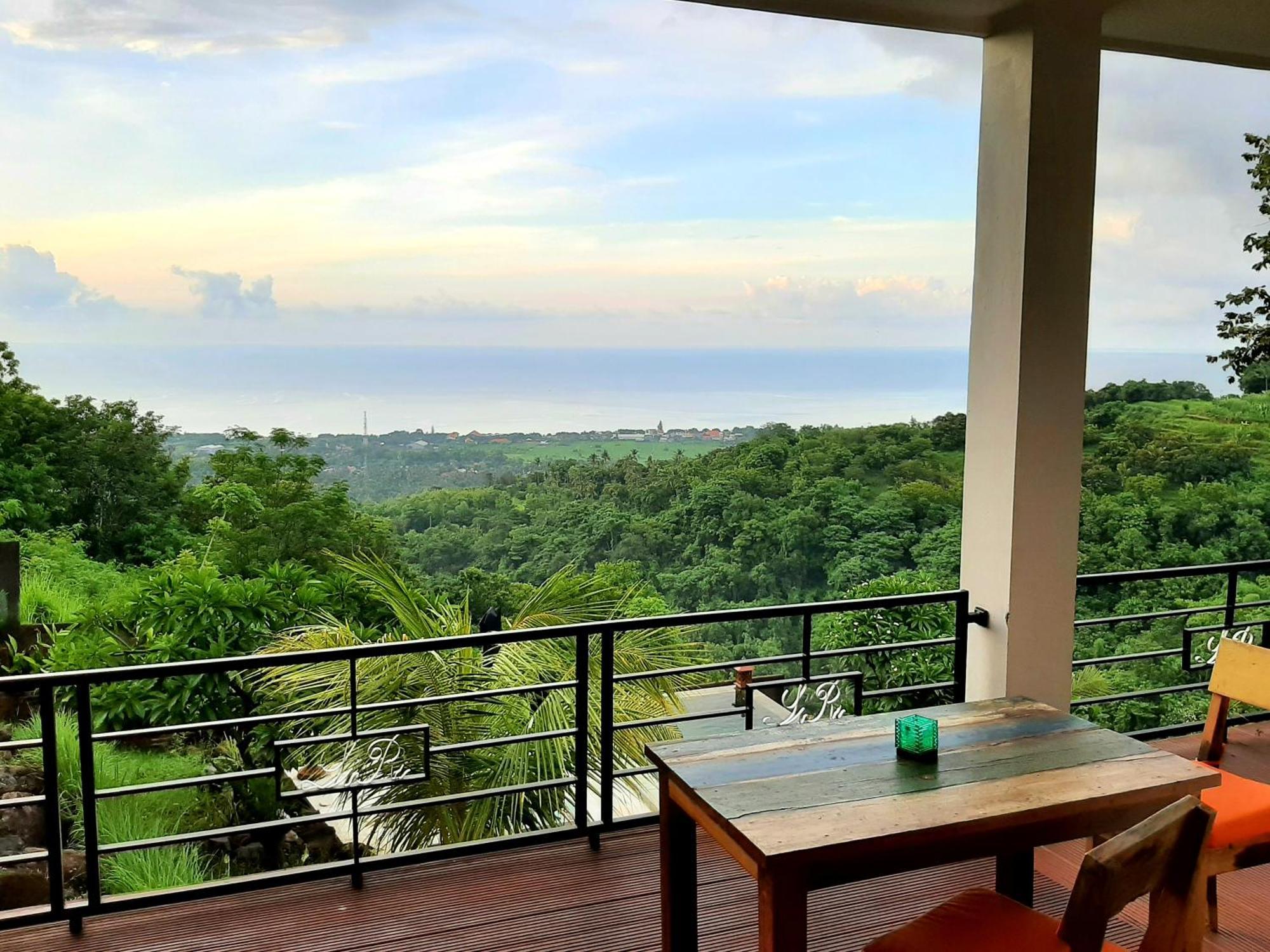 Liri Villa - Ocean, Hills, Valley View Lovina Exterior foto